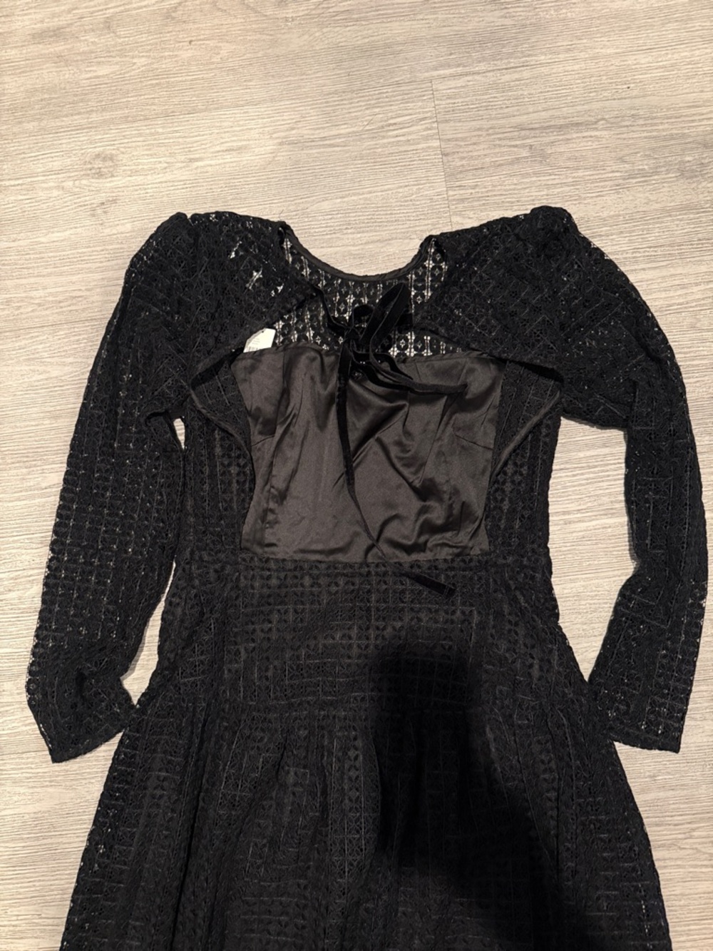 Black Long-Sleeve Crochet Midi Dress with Tie Necky - Picture 11 of 12
